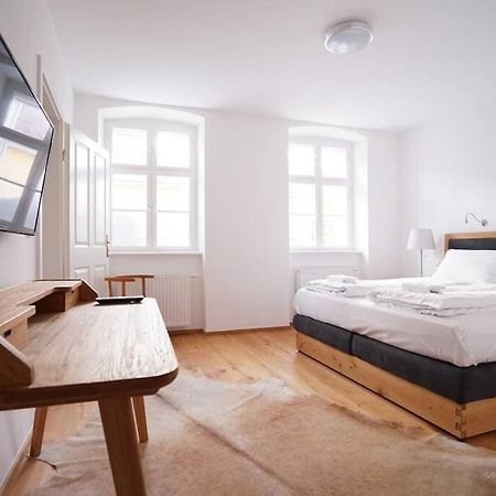 Authentic Austrian Flat In The South Of Vienna Apartamento Modling Exterior foto